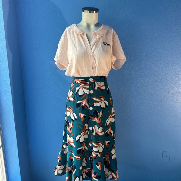 ModCloth Radiant Array Ruffled A-Line Floral MIDI Skirt - Picture 5 of 10